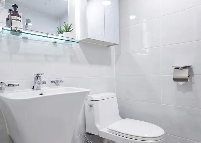 Spacious 3-room For 6 People In Gangnam Near Seolleung Station Séoul