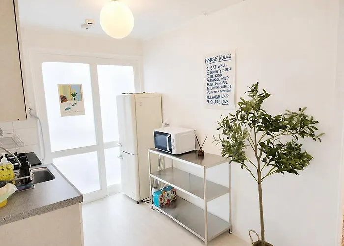 Spacious 3-room For 6 People In Gangnam Near Seolleung Station * Séoul
